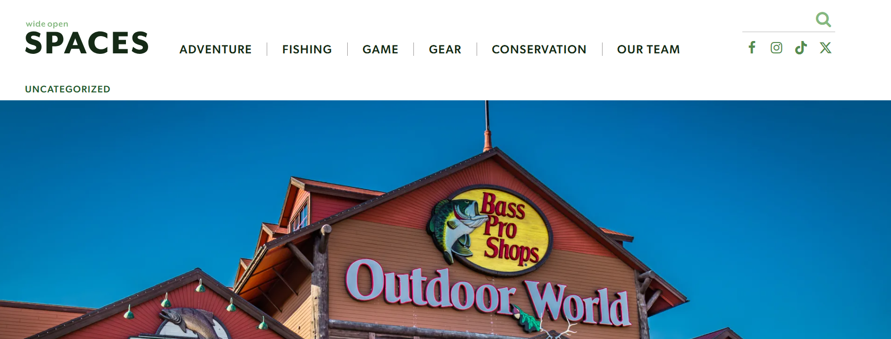 Bass Pro Shop Photo by George Sheldon