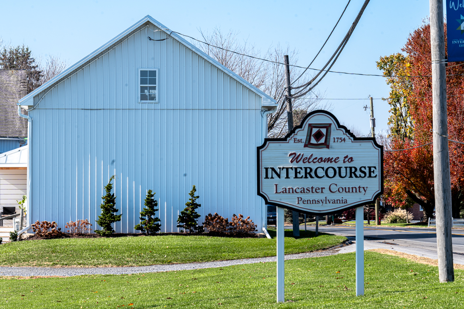 Descriptive alt text